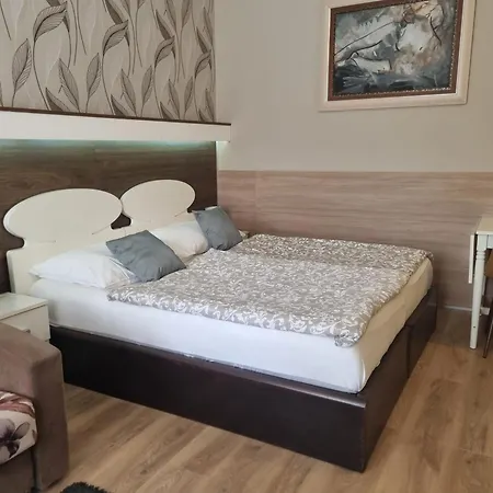 Villa Lucia - Apartments&Rooms Slavonski Brod Exterior photo