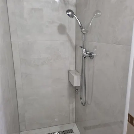 Villa Lucia - Apartments&Rooms Slavonski Brod Exterior photo