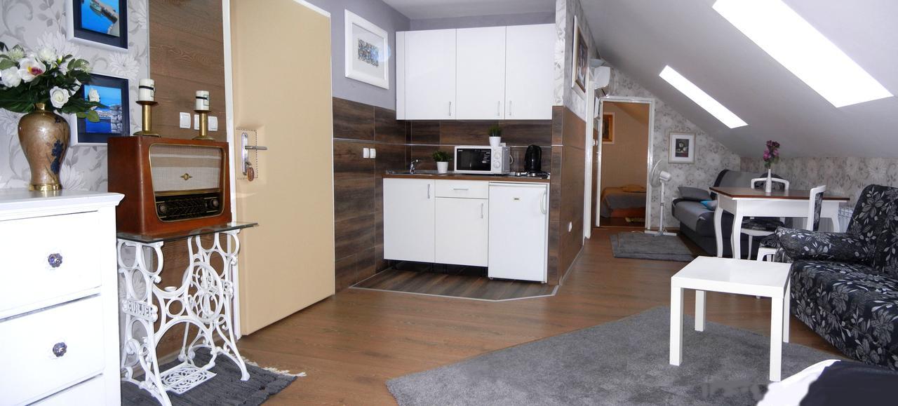 Bed & Breakfast Lucia - Apartments&rooms 3*