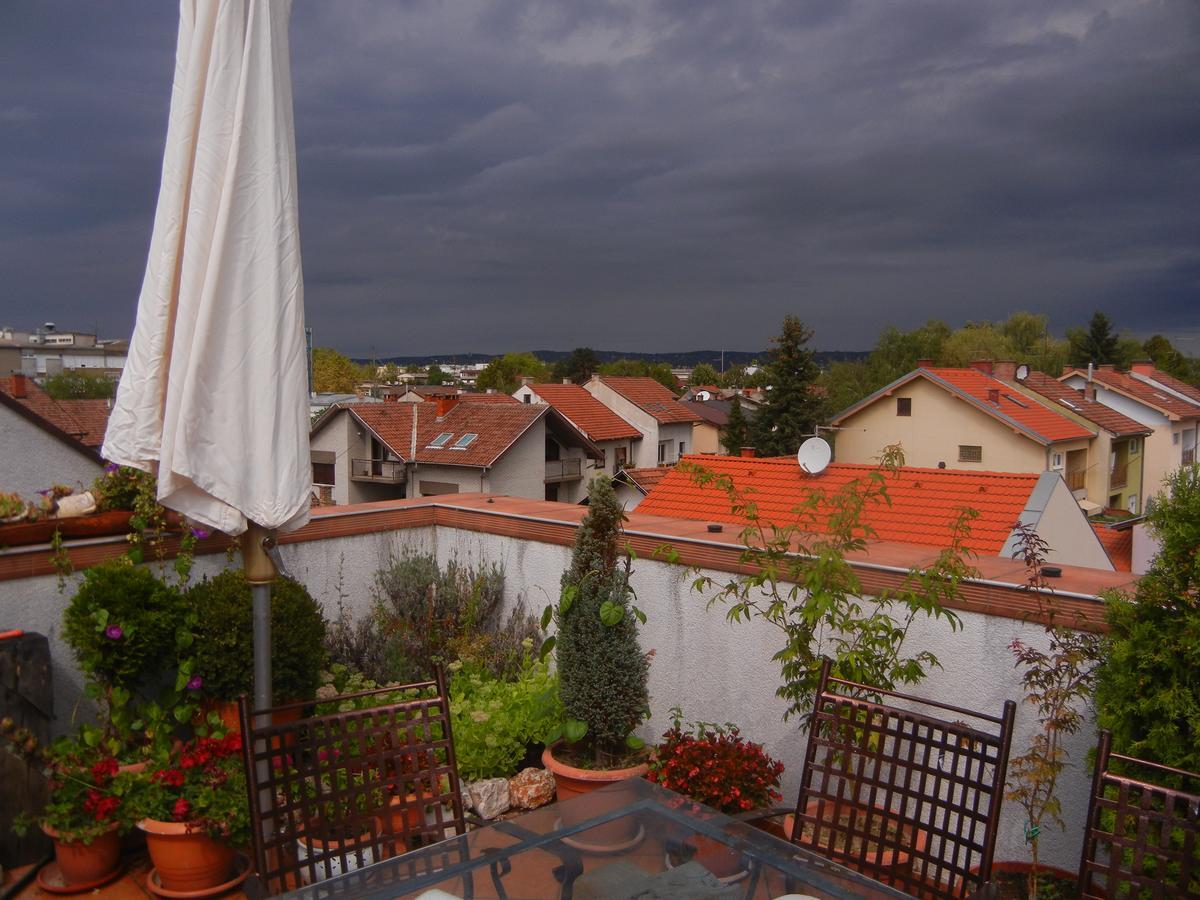 Lucia - Apartments&rooms Slavonski Brod